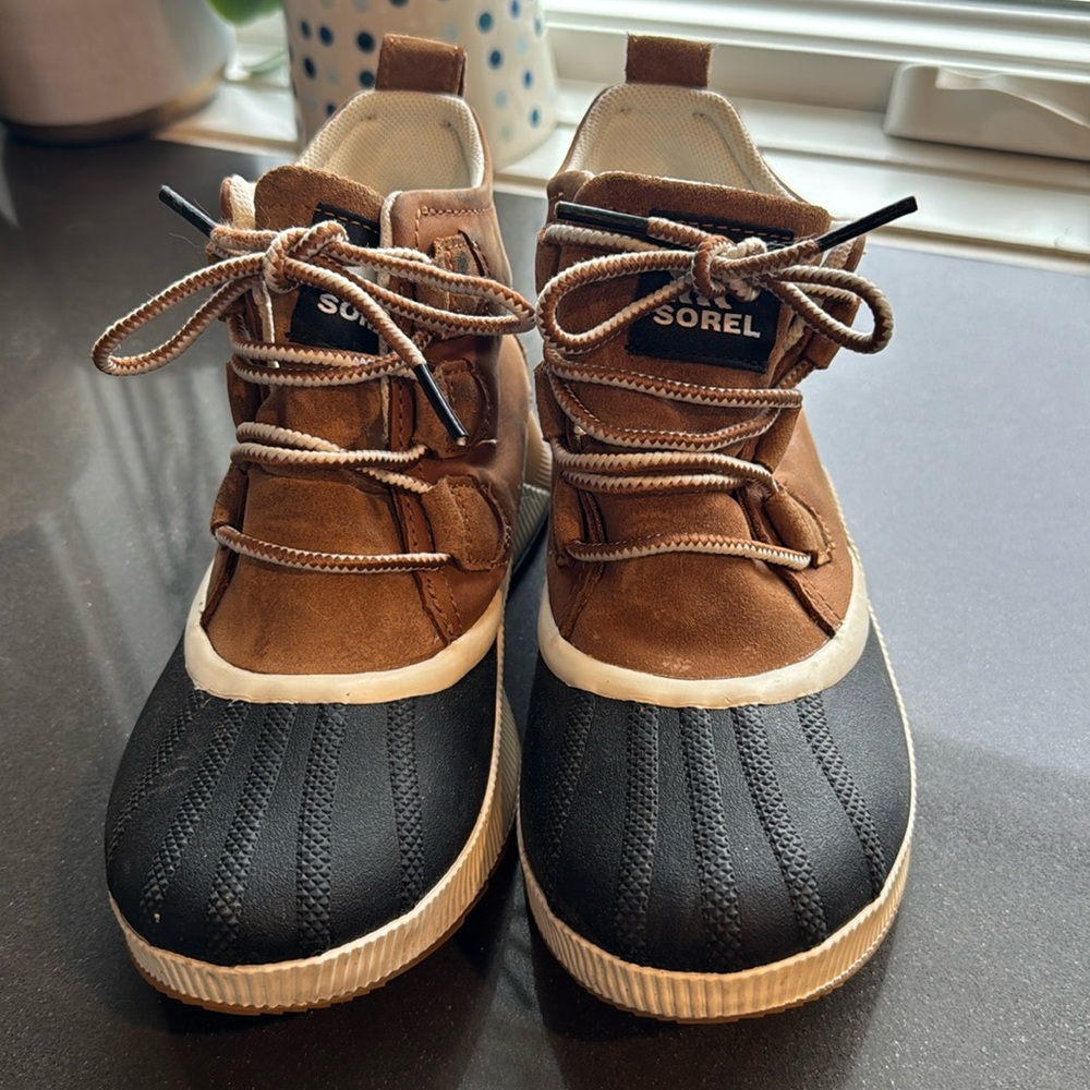 Women’s Sorel Out and About winter boots